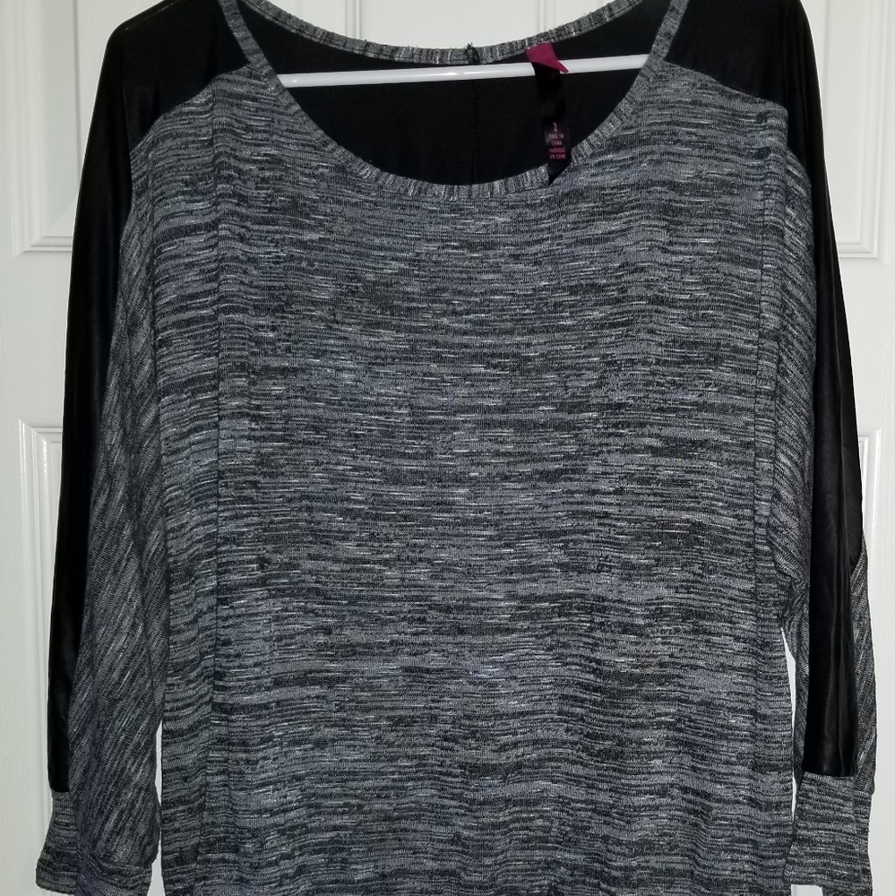 Pure Energy brand top